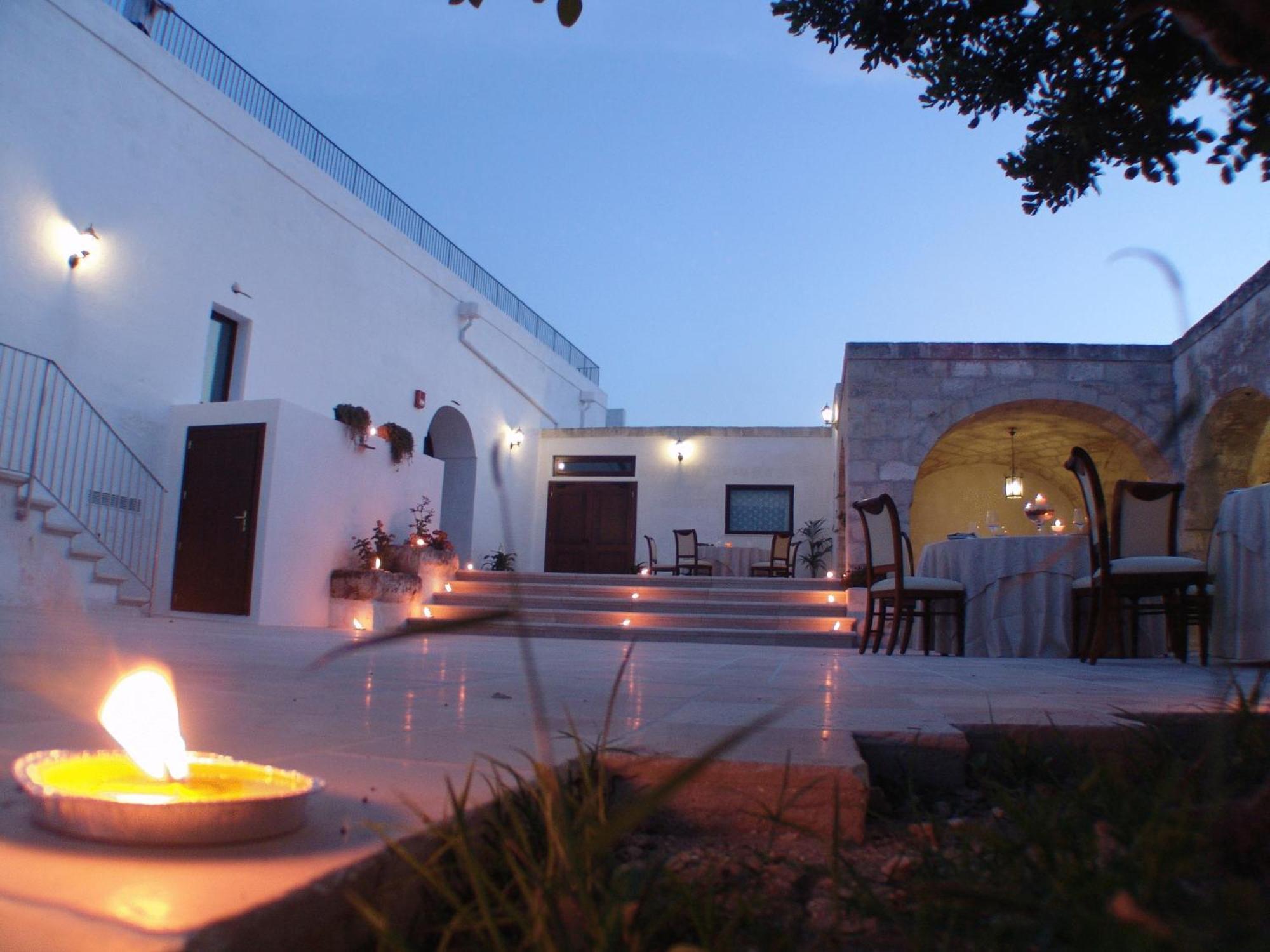 Hotel Masseria Fortificata Donnaloia Монополі Екстер'єр фото