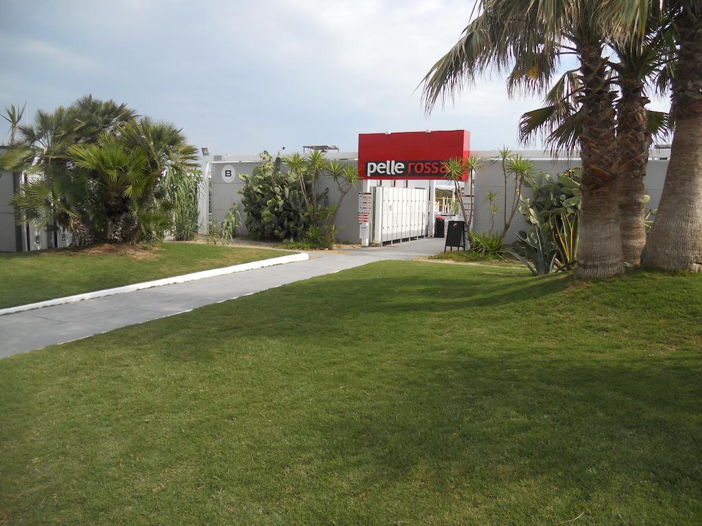 Hotel Masseria Fortificata Donnaloia Монополі Екстер'єр фото