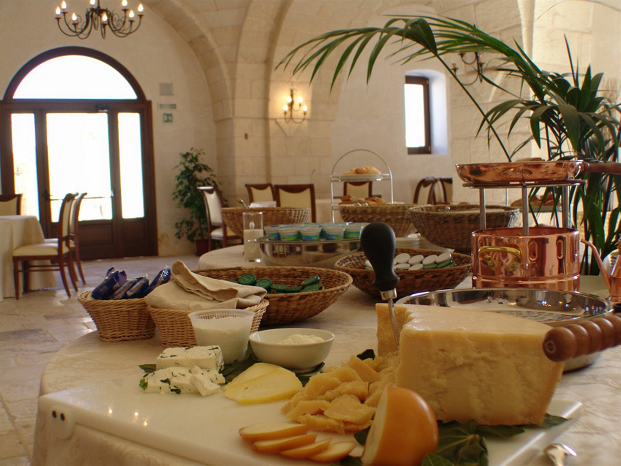 Hotel Masseria Fortificata Donnaloia Монополі Екстер'єр фото