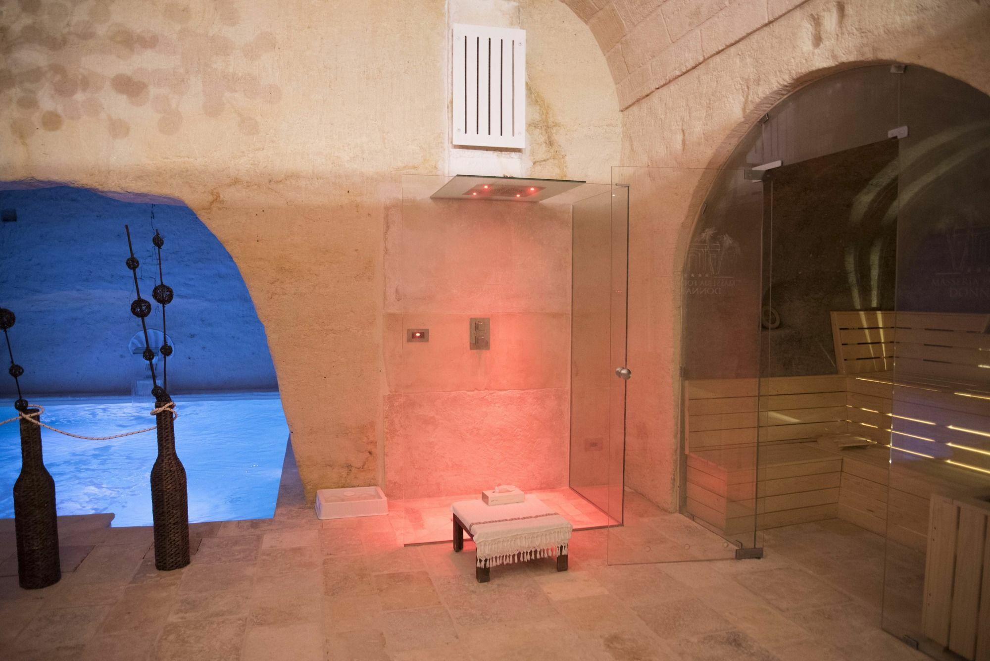 Hotel Masseria Fortificata Donnaloia Монополі Екстер'єр фото