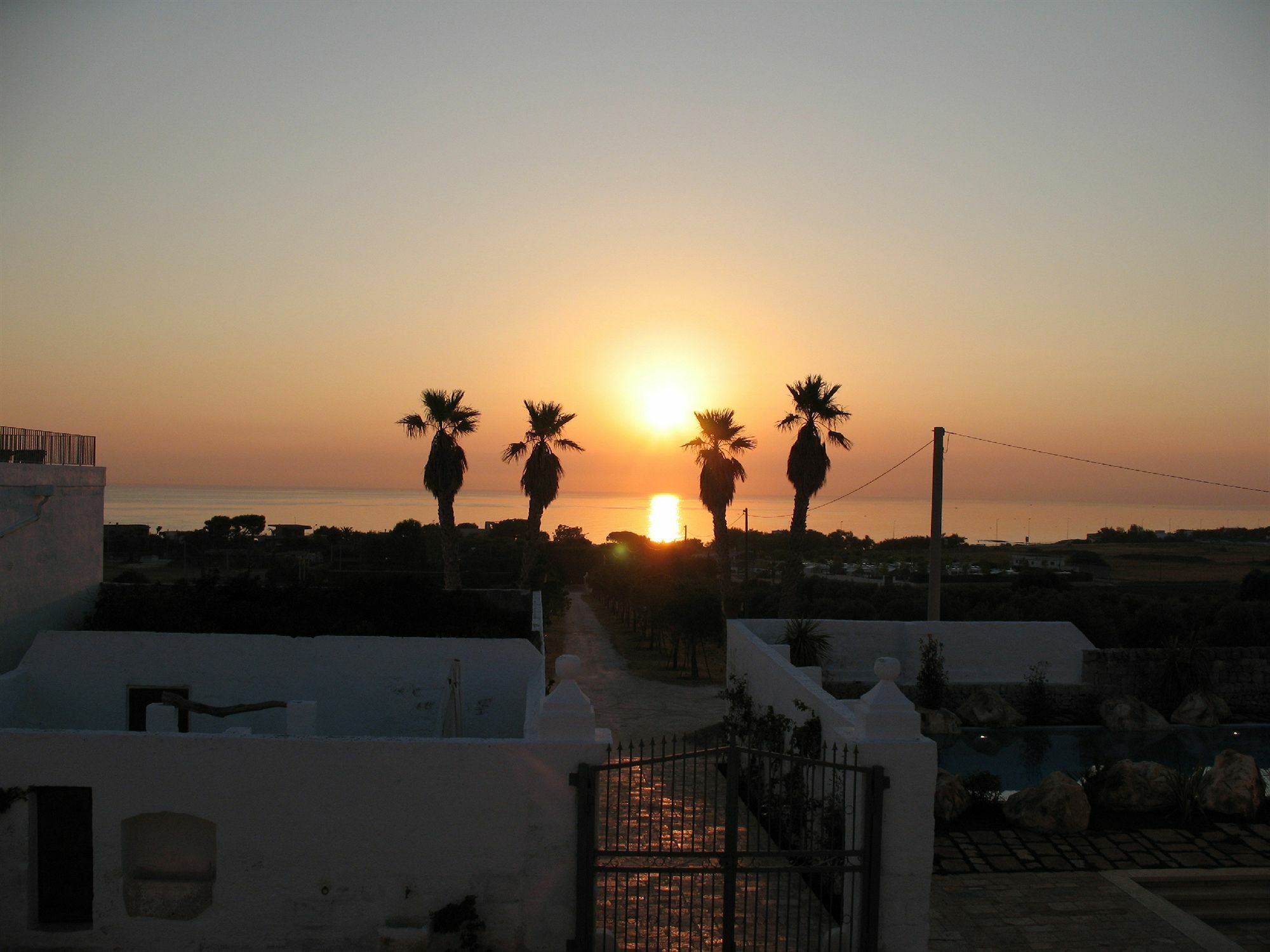 Hotel Masseria Fortificata Donnaloia Монополі Екстер'єр фото